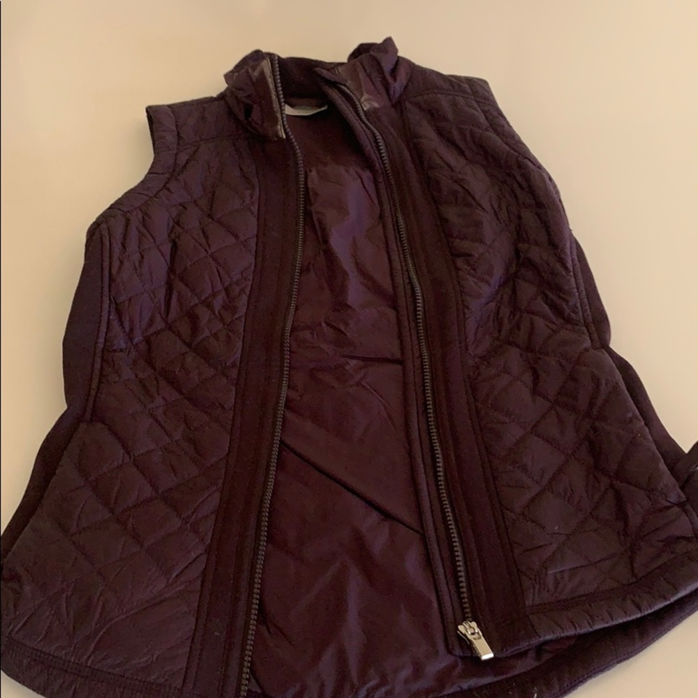 Athleta vest